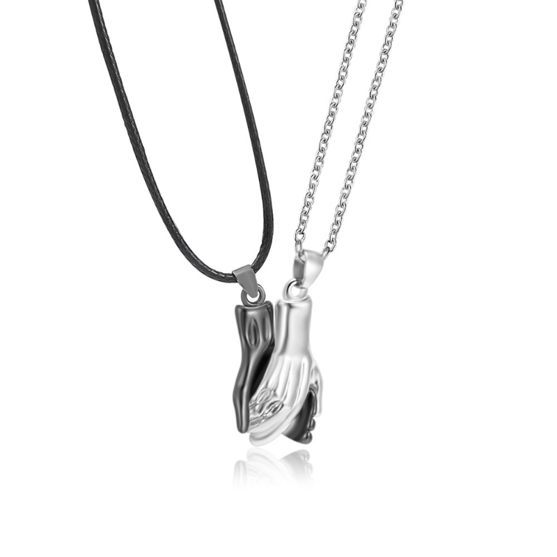 Two-handed Holding Magnetic Couple Necklace