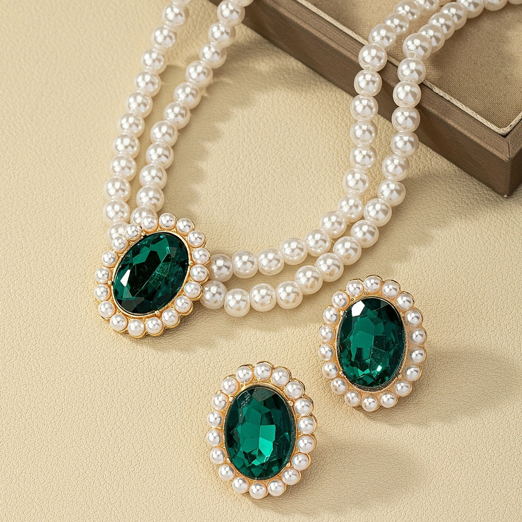 Vintage Emerald & Faux Pearl Earrings Necklace Set