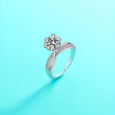 Women Moissanite Romantic Snowflake Ring