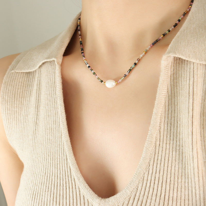 Natural Stone Vintage Pearl Pendant Necklace