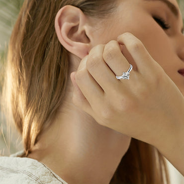 Women Classic Moissanite Finger Ring 1 Carat Round Moissanite Anniversary Engagement Wedding Ring