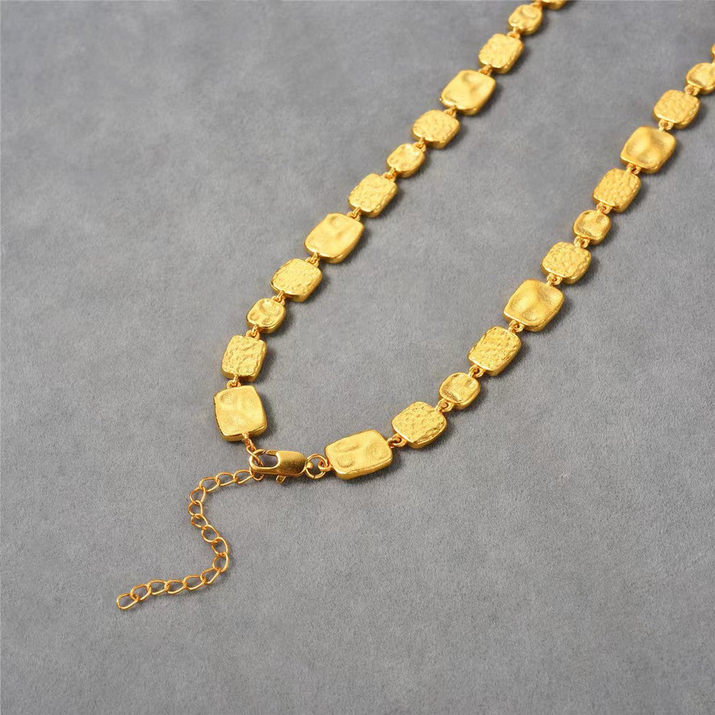 Irregular Frosted Square Choker Necklace