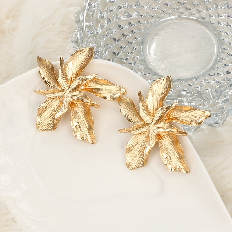 Irregular Flower & Leaf Stud Earrings